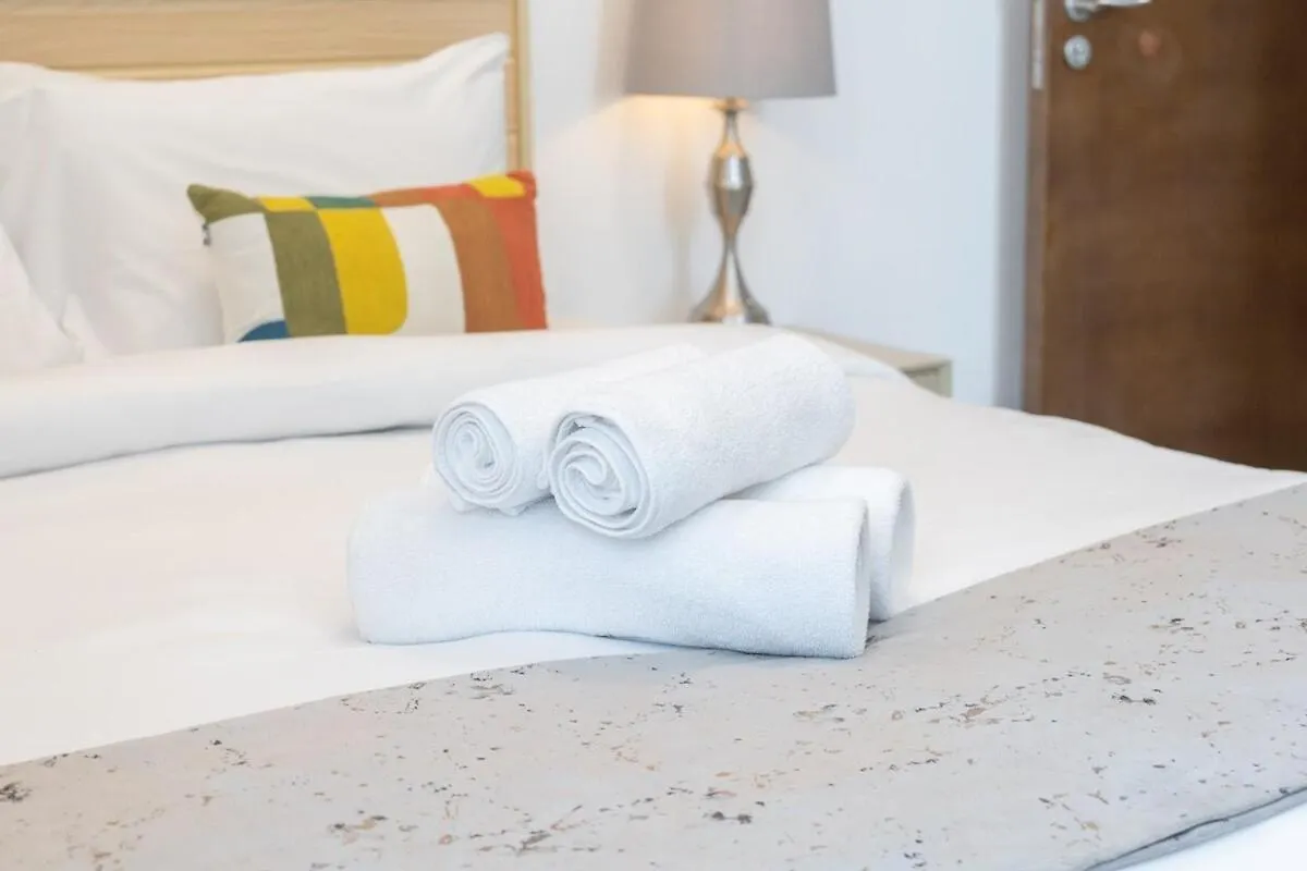 Cozy And Bright 2-Bedroom Apartment In Business Bay Dubai Emirati Arabi Uniti