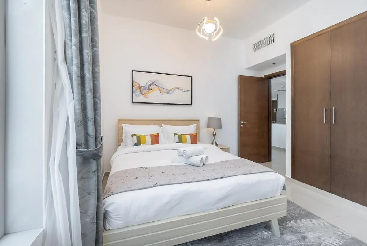Cozy And Bright 2-Bedroom Apartment In Business Bay Dubai Emirati Arabi Uniti