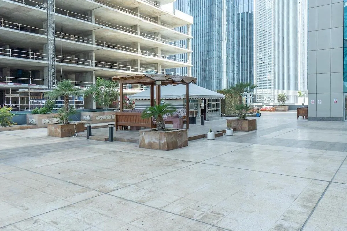Cozy And Bright 2-Bedroom Apartment In Business Bay Dubai