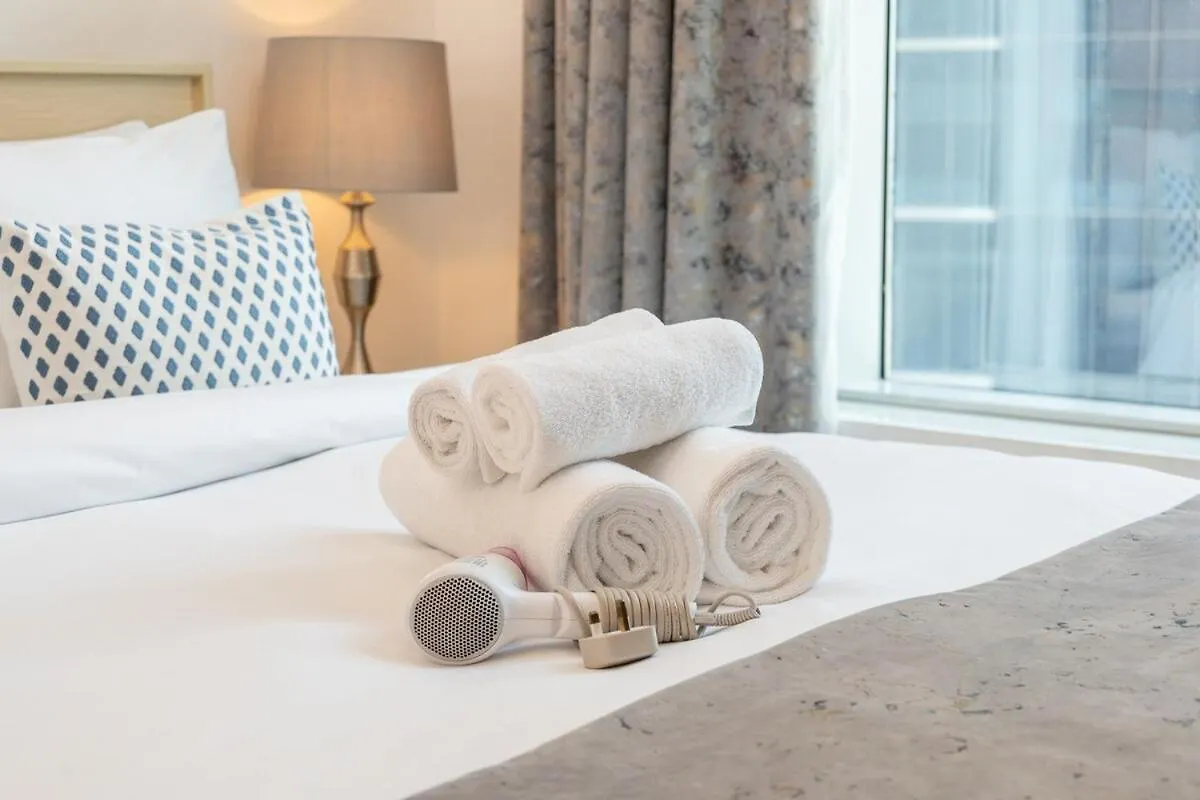 Cozy And Bright 2-Bedroom Apartment In Business Bay Dubai 0*,  United Arab Emirates