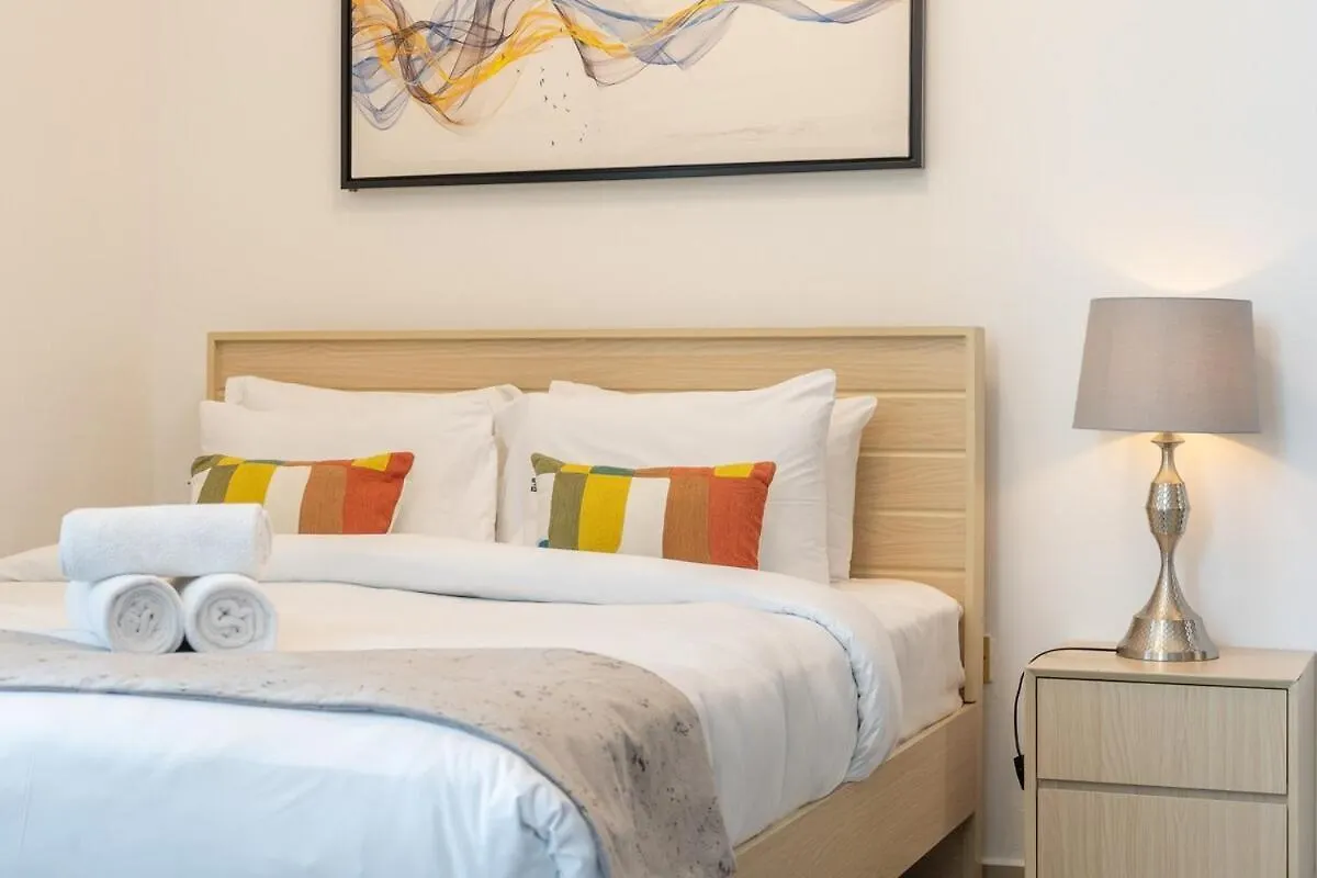 Cozy And Bright 2-Bedroom Apartment In Business Bay Dubai 0*,  United Arab Emirates