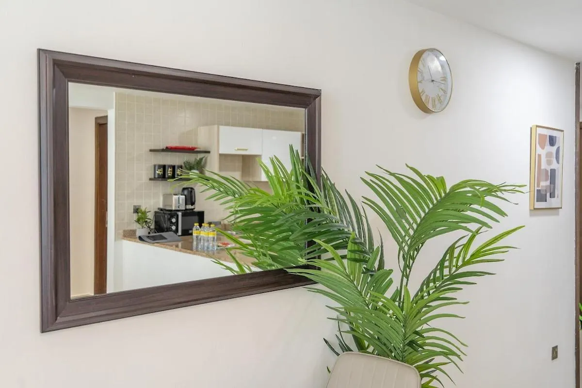 Cozy And Bright 2-Bedroom Apartment In Business Bay Dubai