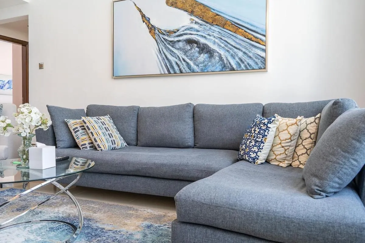 Cozy And Bright 2-Bedroom Apartment In Business Bay Dubai